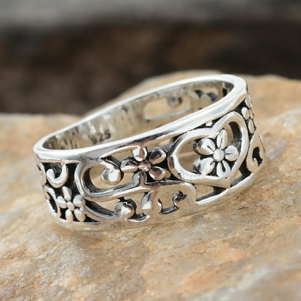 🌸 NWT-ARTISAN HANDCRAFTED STERLING SILVER RING